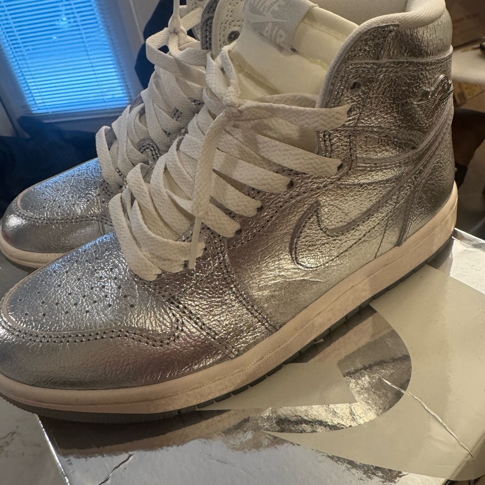 Nike Women's Metallic Silver Sneakers